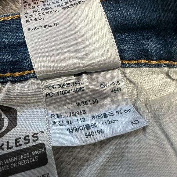 Levis 505 Red Tab Blue Mens 38x30 Straight Medium Wash Faded Front Denim‎ Jeans - Picture 5 of 11